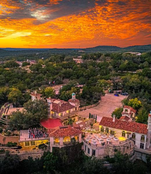 Villa-Antonia-At-Sunset-PHOTOGRAPHER_-DANIEL-KWAW-WITH-TEXAS-SKY-ARIEL-MEDIA